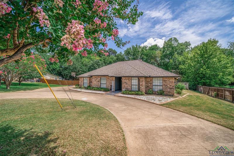 201  Alta St. Longview TX 75604 SPRING HILL