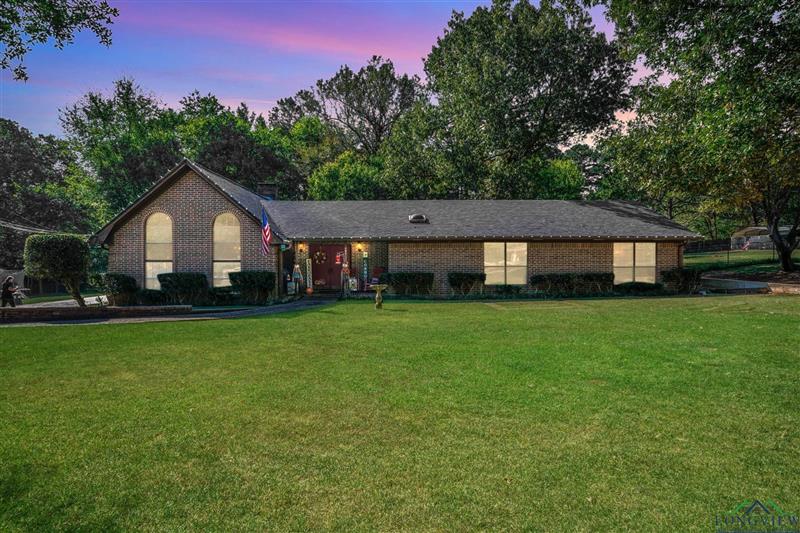 282  Dennard St Longview TX 75605 Longview ISD