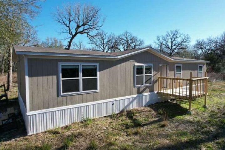 25972  Cemetery Rd Bedias TX 77831 Madisonville CISD