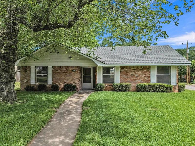411  Shirley Marshall TX 75670 MARSHALL