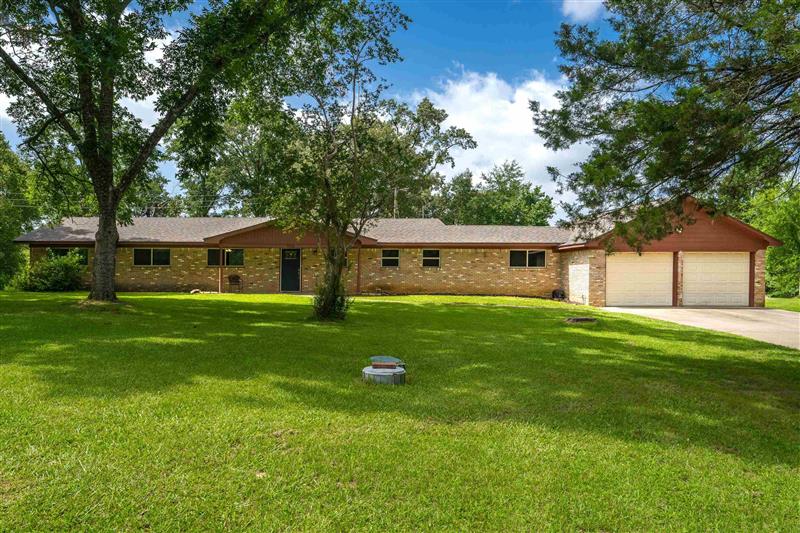 1318  Lansing Lane Longview TX 75605 HALLSVILLE