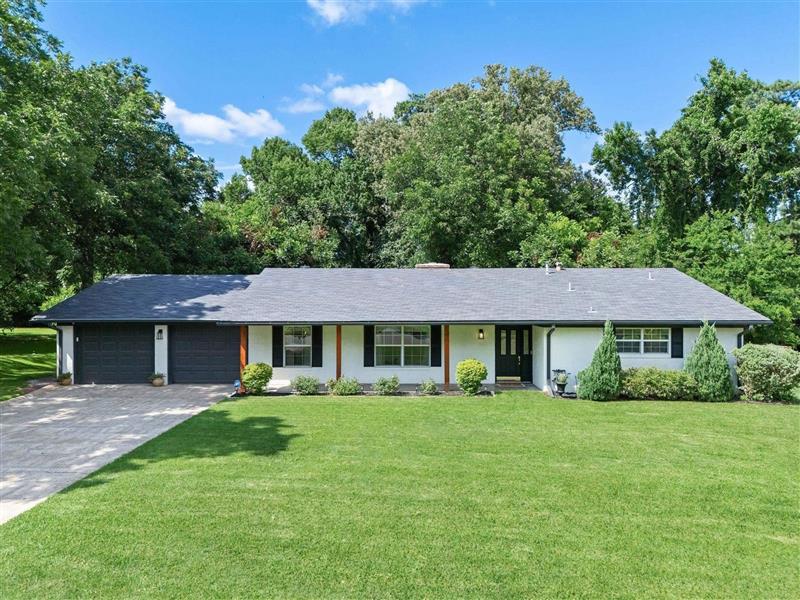 513 E Fairmont St. Longview TX 75601 LONGVIEW