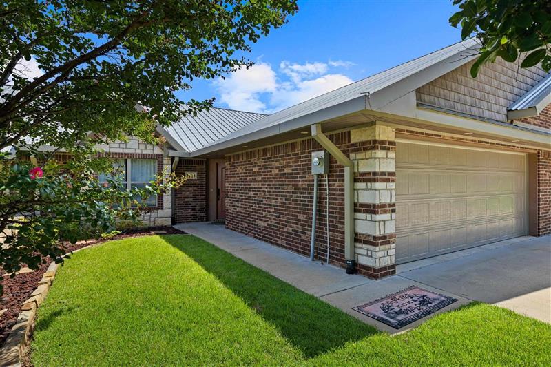 1424  Garner Lane Longview TX 75605 LONGVIEW
