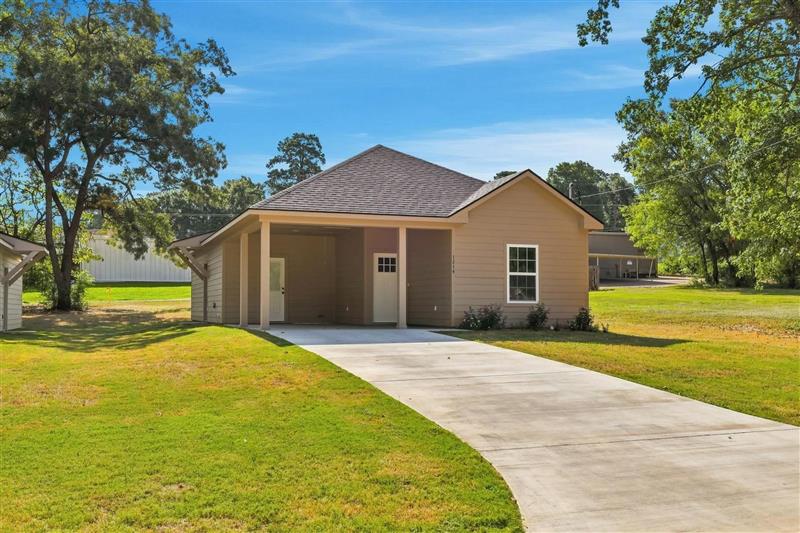1214 N Third St. Longview TX 75601 LONGVIEW ISD