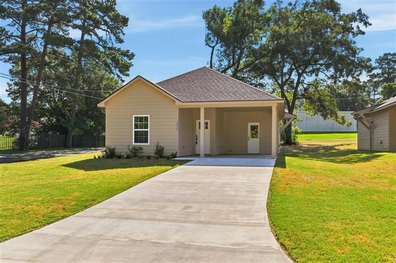 1216 N Third St. Longview TX 75601 LONGVIEW ISD