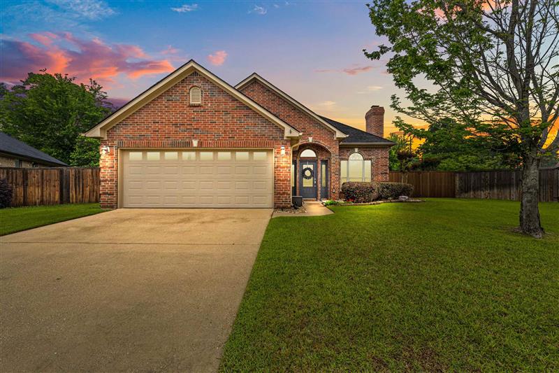 906  Windemere Cir Longview TX 75601 HALLSVILLE