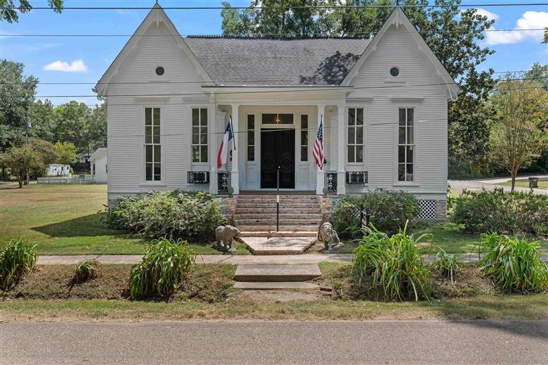 502 E Walker Jefferson TX 75657 JEFFERSON ISD