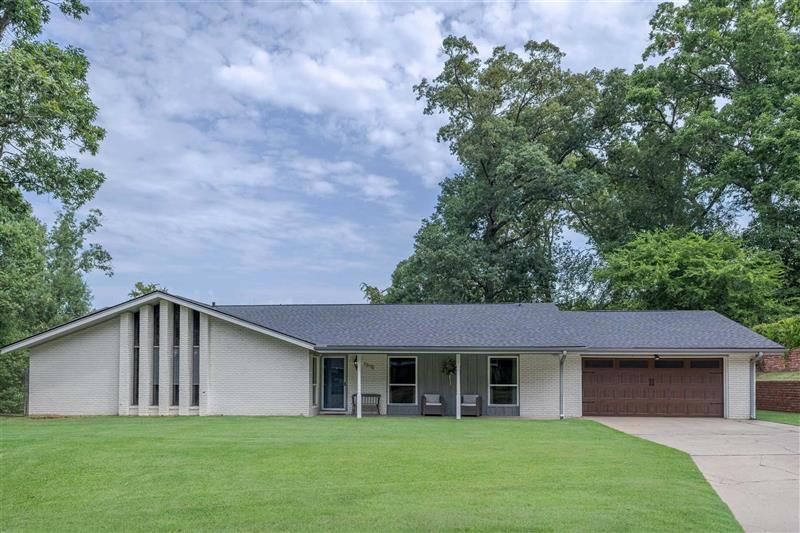 1315  Amherst Ln Longview TX 75601 Longview ISD