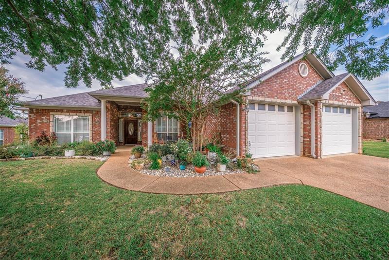 311  ITHACA DR. Longview TX 75605 SPRING HILL