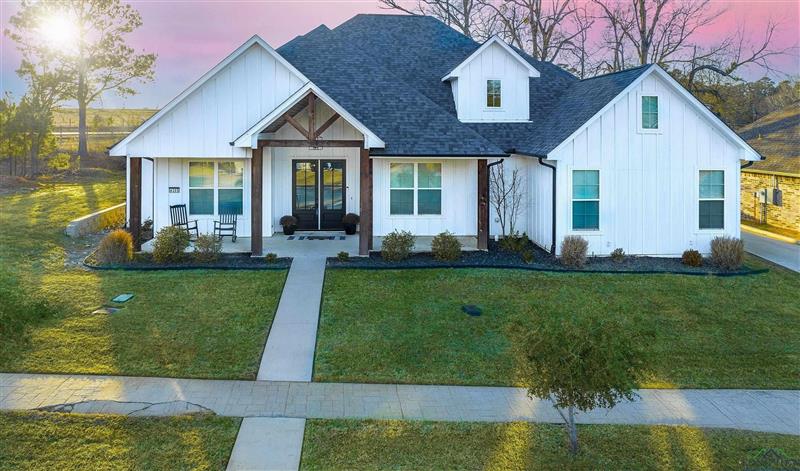 4205  Savannah Hills Ln Longview TX 75605 SPRING HILL