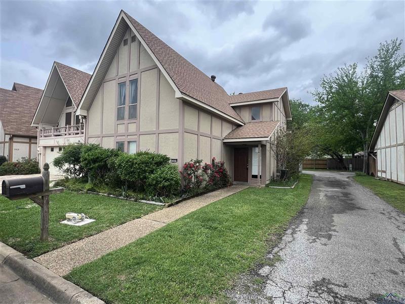 1009  Towne Lake Dr Longview TX 75601 LONGVIEW