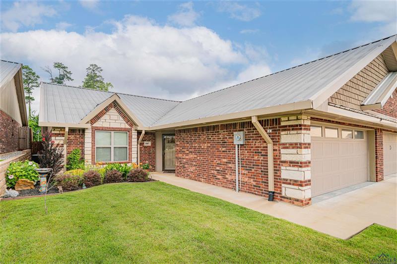 1807  Yellowstone Dr. Longview TX 75605 LONGVIEW