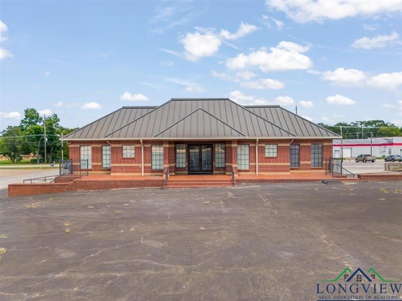 112  US Hwy 271 N Gilmer TX 75644 GILMER ISD 332