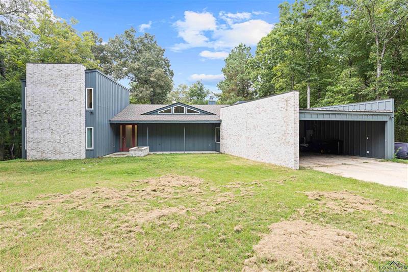 242  PR (Private Road) 4322 Hallsville TX 75650 HALLSVILLE