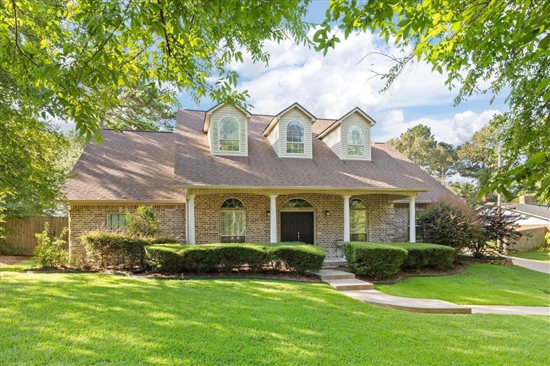 821  Shadowood Drive Marshall TX 75672 MARSHALL