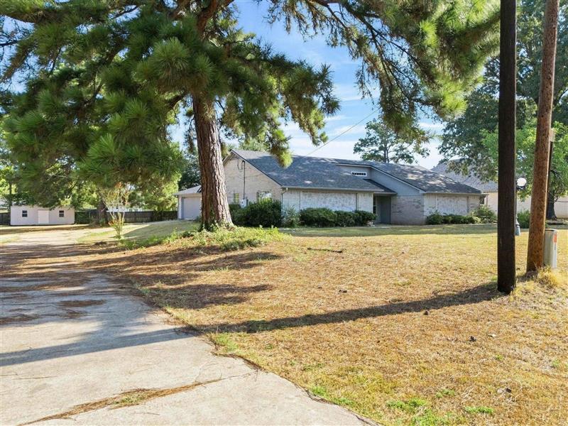 150 W Cliffwood St Longview TX 75603 LONGVIEW